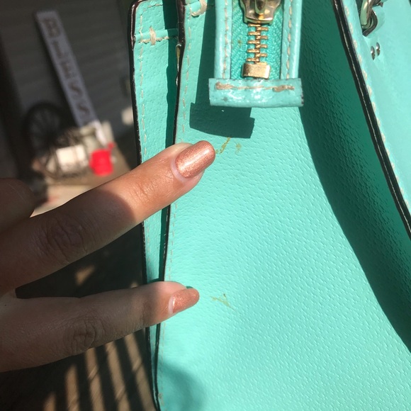 Gorgeous Kate Spade Crossbody OFFERS WELCOMED - Picture 2 of 7